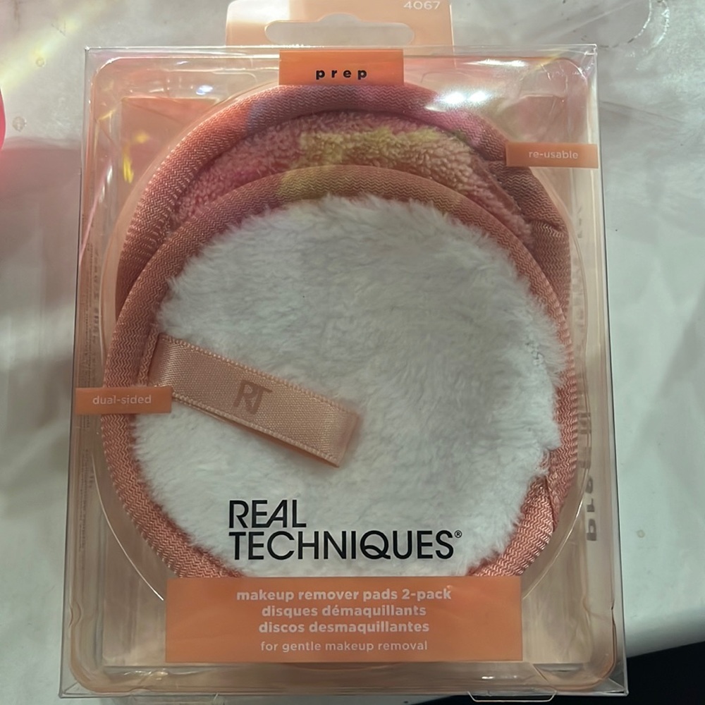 Brand new Real Techniques makeup remover pads 2-pack